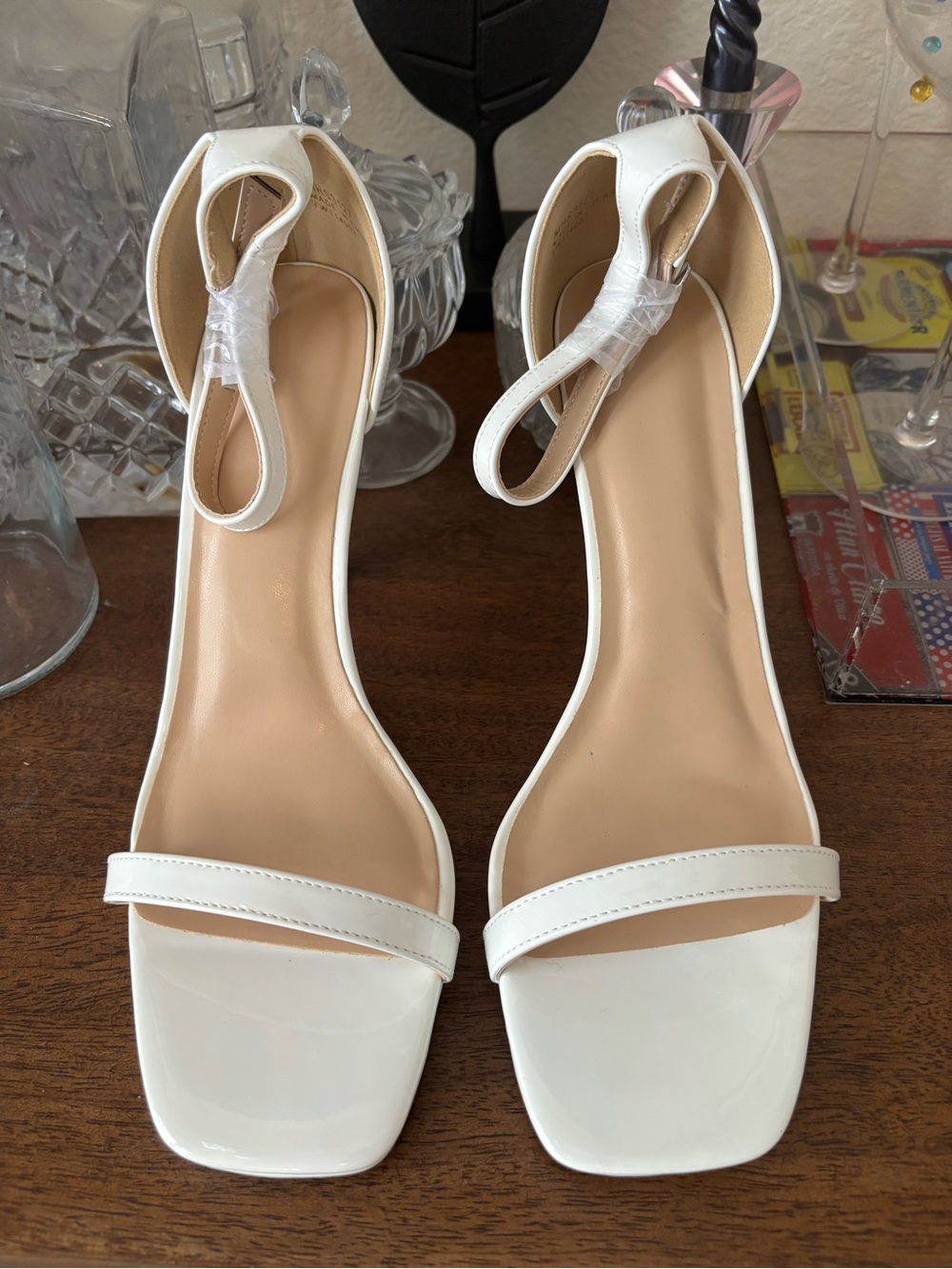 Brand New! Minimalist White Ankle-Strap Stiletto Heels - (Size: 9)